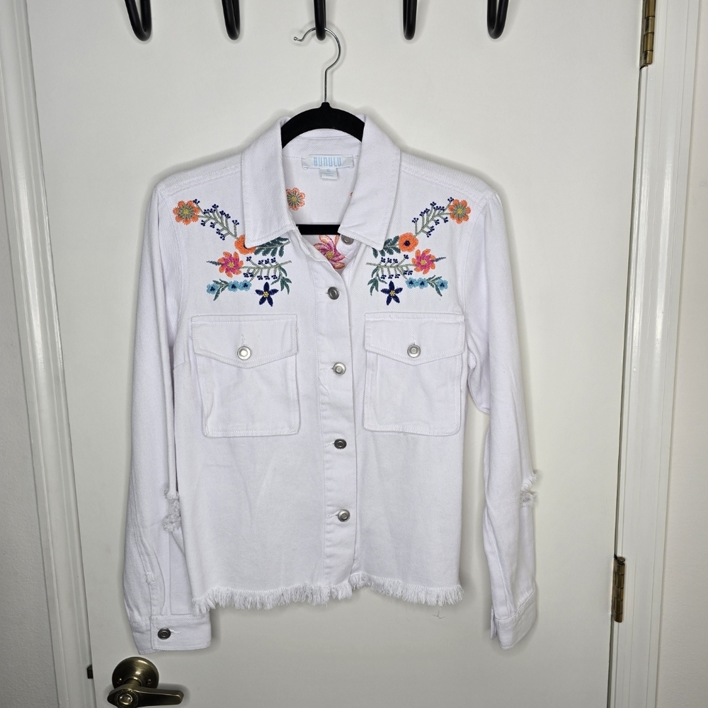 Floral Embroidered White Denim Jacket NWOT